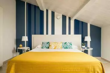 Civico 64 Bed & Breakfast In Mansarda