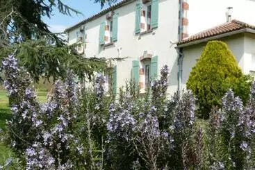 ベッドアンドブレックファースト Chambres D Hôtes Le Cartounier