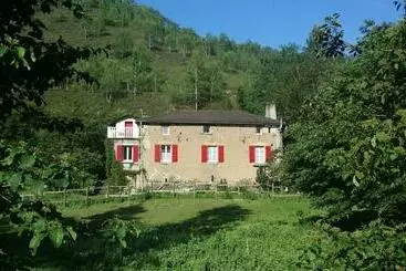 ペンション Les Cèdres Bleus De Joany