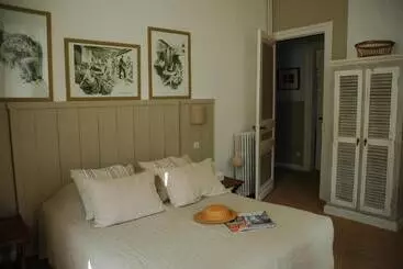 تختخواب و صبحانه Villa Frivole