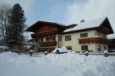 بنسيون Haus Renswouw