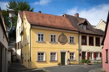 פנסיון Gästehaus Hölle 12