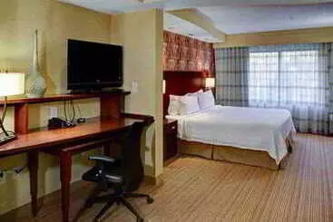 هتل Courtyard Atlanta Airport West