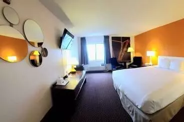 בית מלון כפרי Howard Johnson By Wyndham Manteno