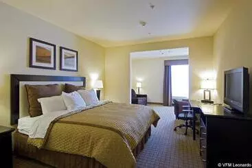 Hotel Express Inn & Suites