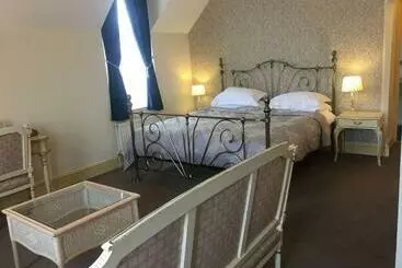 Hotel The Beaumont Accommodation