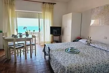 ツーリストアパートメント Porto Quadro Vista Corsica