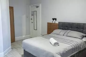 酒店 The New George