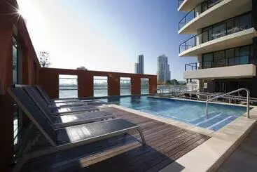 호텔 Mantra Broadbeach On The Park