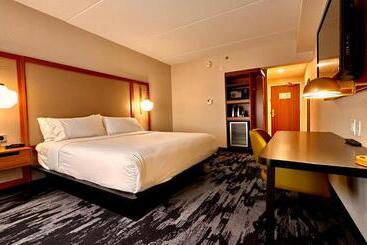 Newmarket Hotel And Suites