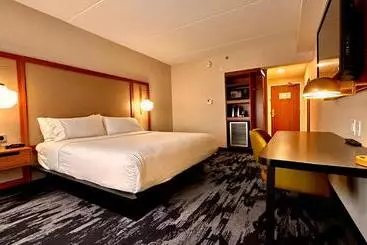 Newmarket Hotel And Suites