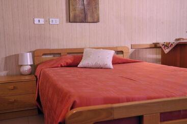 אתר נופש Residence Ulivi E Palme