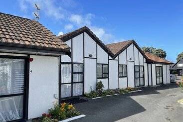 Pensió Summer Inn Motel