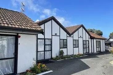 ペンション Summer Inn Motel