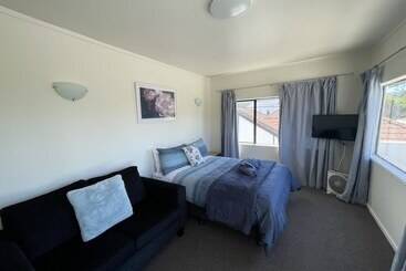 펜션 Summer Inn Motel