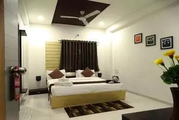 Hotel Crown