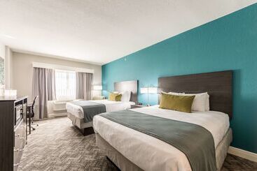 Best Western Plus Sebastian Hotel & Suites