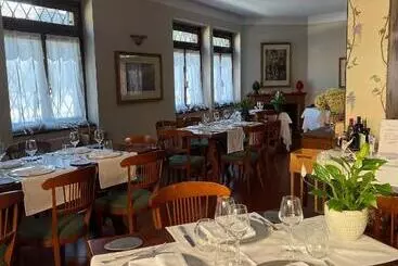 Hotelli Albergo & Ristorante Selvatico