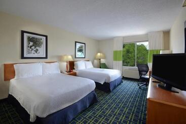 ホテル Fairfield Inn Greensboro Airport