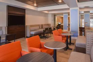 Holiday Inn Express Hotel & Suites Urbana Champaign U Of I Area, An Ihg