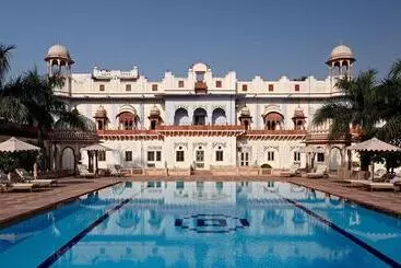 בית מלון כפרי Laxmi Vilas Palace