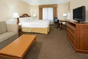Holiday Inn Express Hotel & Suites Marion, An Ihg