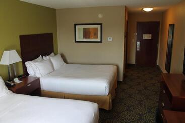 ホテル Holiday Inn Express & Suites Starkville By Ihg