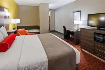 호텔 Best Western Plus Midwest City Inn & Suites