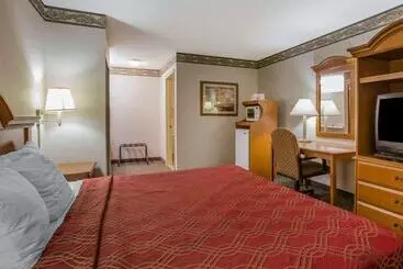 Отель Econo Lodge Villa Rica