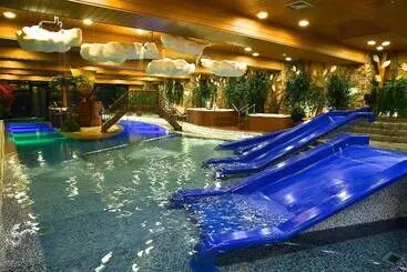 Karuizawakurabu Hotel 1130 Hewitt Resort