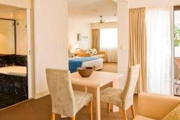 호텔 Waves  Byron Bay