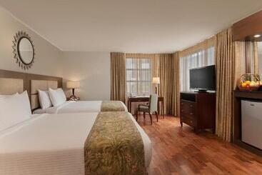 Hotel Holiday Inn & Suites Batangas Limapark, An Ihg