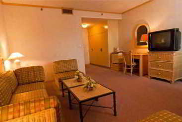 فندق Subic International