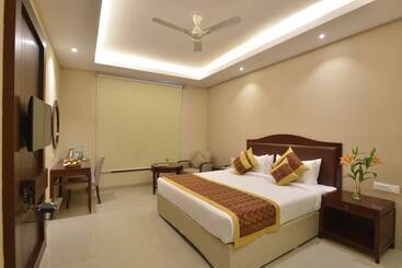 호텔 Orchha Palace And Convention Centre