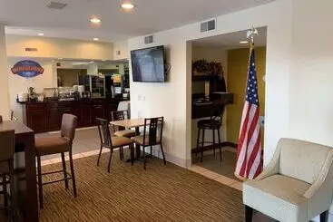 호텔 Baymont By Wyndham Cave City