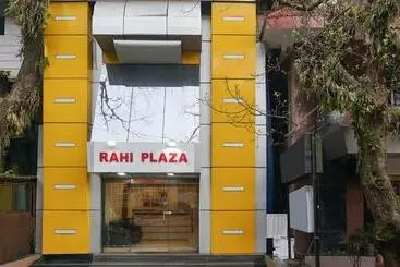 هتل Rahi Plaza