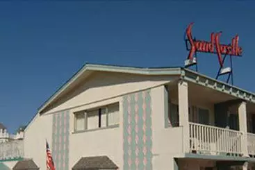 Sand Castle Motel & Restaurant