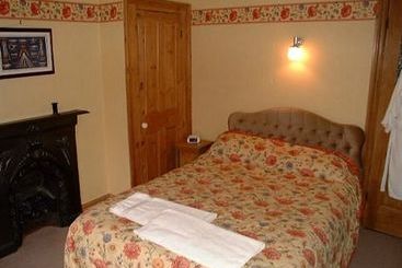 فندق Alpine Villa Guest House