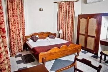 Hotelli Crystal Villa