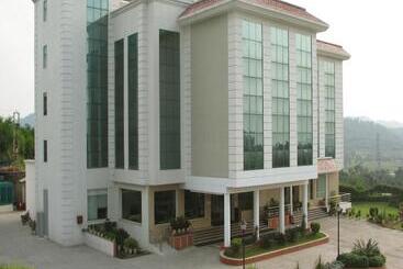 Hotel Legend Sarovar Portico