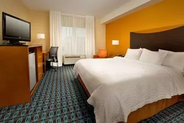 Отель Fairfield Inn & Suites Germantown Gaithersburg