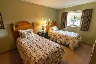 منتجع Wild Eagle Lodge