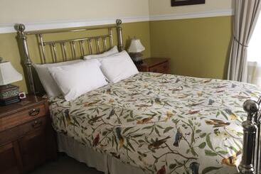 Bed and Breakfast The Ira Allen House