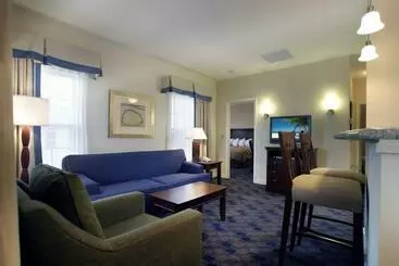 ホテル Charwood Suites