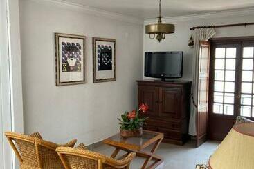 레지던스 Cavaleiros De Cristo