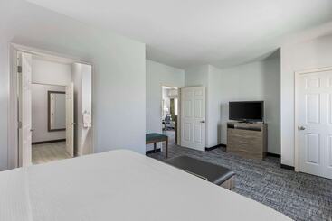 בית מלון כפרי Best Western Plus Midamerica