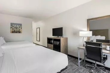 هتل Best Western Plus Midamerica