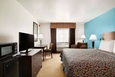 호텔 Days Inn & Suites By Wyndham Conroe North