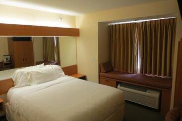 Microtel Inn & Suites By Wyndham Colfax