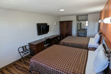 汽车旅馆  Hillcrest Inn & Suites Ozona